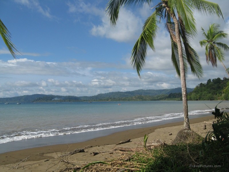 Bahia Drake beach
